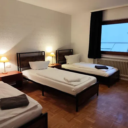 Feriehus Grosses Haus Fuer Monteure Sandweier